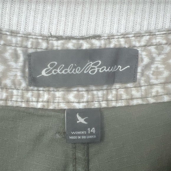Eddie Bauer Women’s 14 Ripstop Cargo Shorts Olive Green Outdoor Camping Hiking - Picture 8 of 12